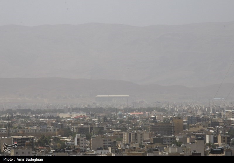 ردپای خشکسالی ۱۰ ساله در هوای سمی البرز و تهران/ منشاء ریزگردها چیست؟