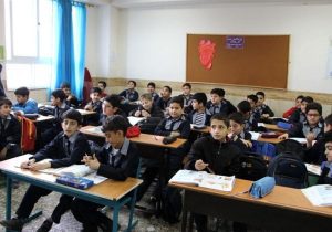 نیاز فوری استان البرز به ۴۵۰ مدرسه جدید/ بی‌عدالتی در استخدام‌ها