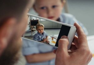 وقتی کودکی، محتوا می‌شود/ میلیون‌ها لایک، یک عمر آسیب