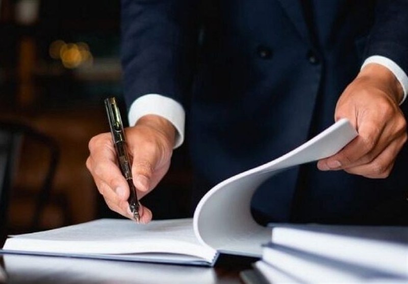 ۷۵ درصد مردم از پاسخگویی نظام اداری رضایت ندارند