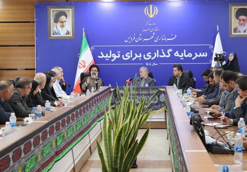 انتقاد امام‌ جمعه فردیس از تملق‌گویی در بدنه اداری‌ دولت