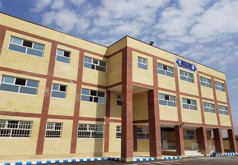 تأکید برنامه هفتم توسعه بر احداث مدارس بزرگ‌مقیاس با بیش از ۱۰۰۰ دانش‌آموز