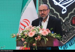 دهقان: هیچ دانش‌آموزی نباید محروم از مدرسه استاندارد بماند