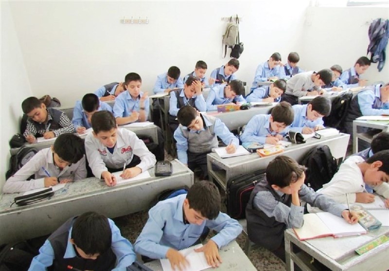 فردیس در تنگنای آموزشی/ سرانه فضای آموزشی ‌یک‌سوم استاندارد جهانی!