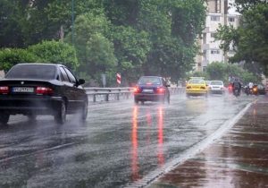 ورود سامانه بارشی به البرز/ پیش‌بینی بارش‌های شدید، رعد و برق و گردوخاک