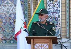 پرچم اقتدار هرگز از دست ملت ایران نخواهد افتاد