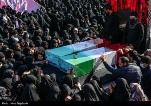 سفر کاروان اهالی بهشت به سراسر ایران/ وداع باشکوه عزاداران زهرا با ۳۰۰ شهید گمنام + فیلم