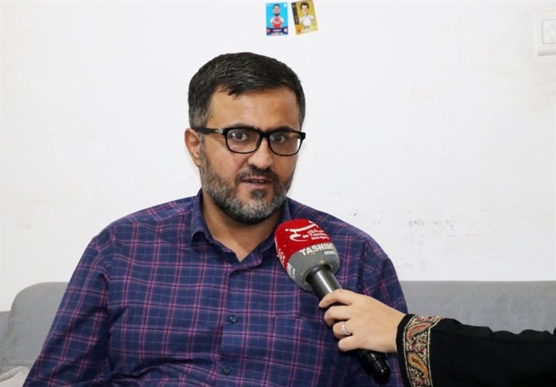 از خاکریز طلائیه تا پله‌های نفس‌گیر یک خانه اجاره‌ای/ جانبازی که درد را نجیبانه تحمل می‌کند+فیلم