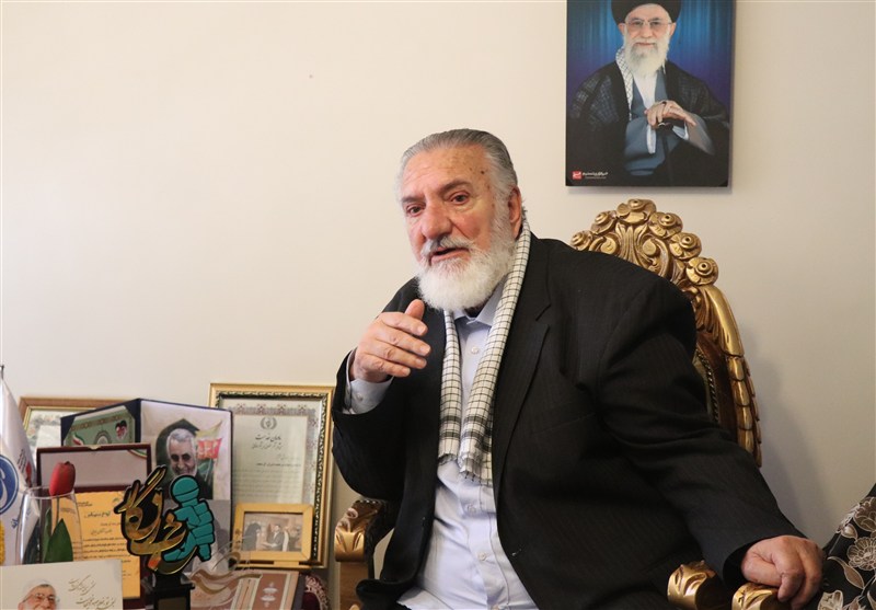 مردی که انقلاب را در قاب امانت ثبت کرد