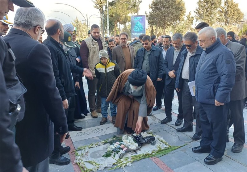 وقتی گلزار شهدا روایت زنده انقلاب می‌شود