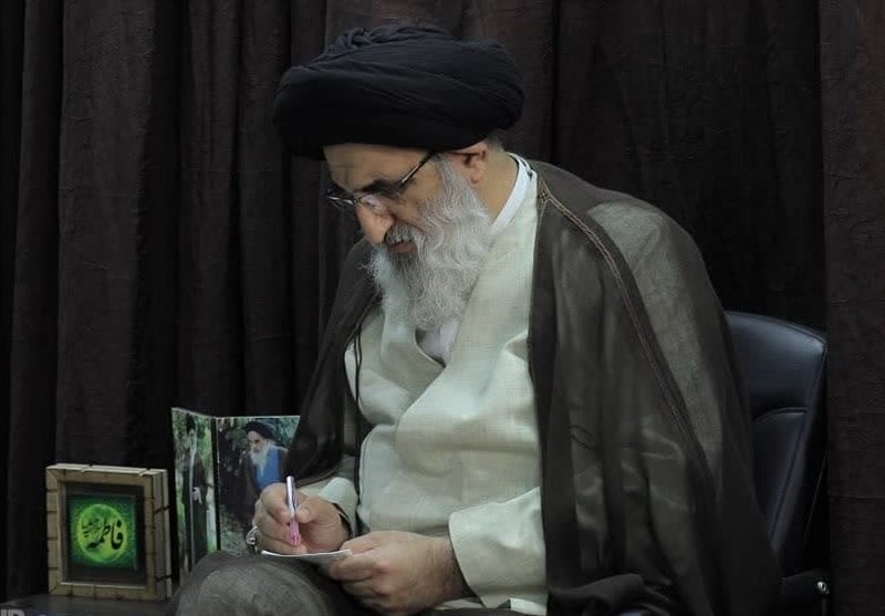 آیتالله حسینیهمدانی: رهبر انقلاب از تدبیر و مدیریت برخوردارند