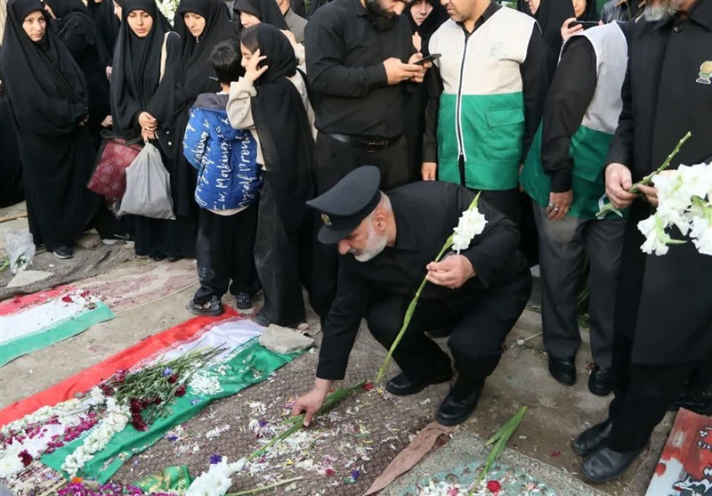 تجدید پیمان خادمان رضوی با شهدای البرز در امامزاده محمد (ع)