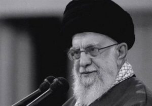 نام رهبر فرزانه انقلاب در حافظه تاریخ اسلام جاودانه خواهد ماند